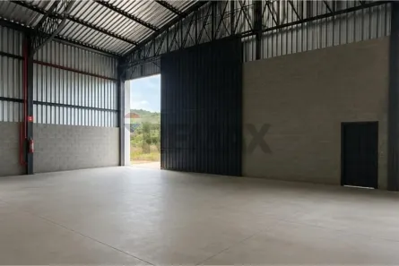 Galpão/Depósito/Armazém para alugar, 750m² no Parque Imperial, Botucatu