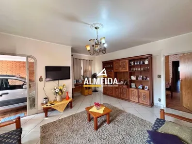 Casa com 3 Quartos à venda, 170m² no Vila Paulista, Rio Claro