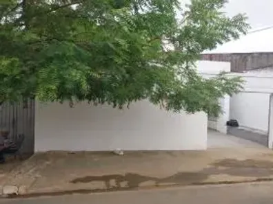Casa com 3 Quartos à venda, 332m² no Matinha, Teresina