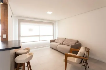 Apartamento com 3 Quartos à venda, 76m² no Vila Ipiranga, Porto Alegre
