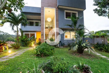 Casa de Condomínio com 4 Quartos à venda, 349m² no Itaipu, Niterói