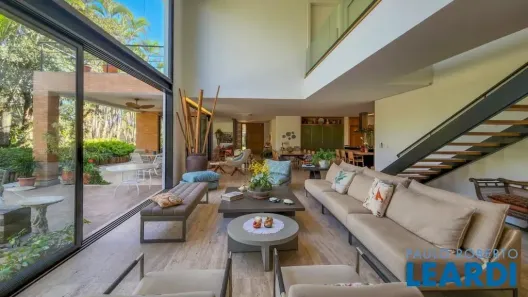 Casa de Condomínio com 4 Quartos à venda, 550m² no Alphaville Residencial Dois, Barueri