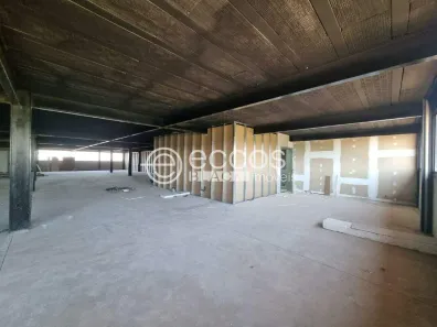 Imóvel Comercial para alugar, 72m² no Shopping Park, Uberlândia