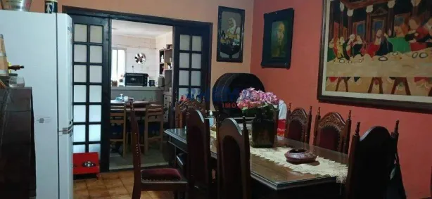 Sobrado com 4 Quartos à venda, 291m² no Vila Mathias, Santos