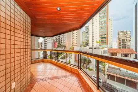 Apartamento com 4 Quartos à venda, 249m² no Centro, Juiz de Fora