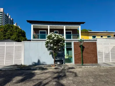 Casa com 4 Quartos à venda, 450m² no Aleixo, Manaus