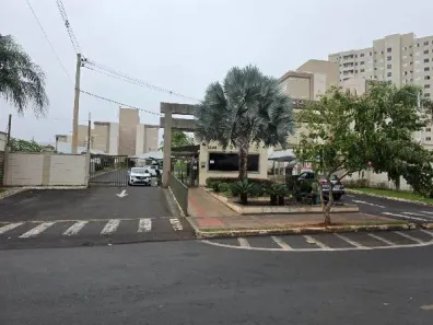 Apartamento com 2 Quartos à venda, 39m² no Jardim Patrícia, Uberlândia