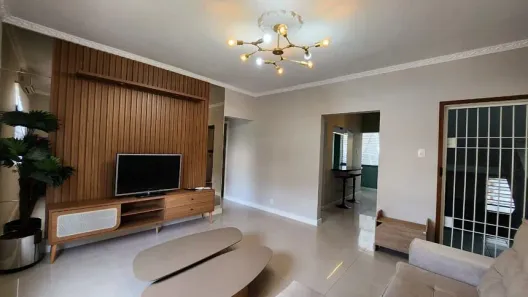 Apartamento com 2 Quartos para alugar, 70m² no Menino Deus, Porto Alegre