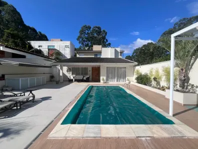 Casa de Condomínio com 3 Quartos à venda, 220m² no São Paulo II, Cotia