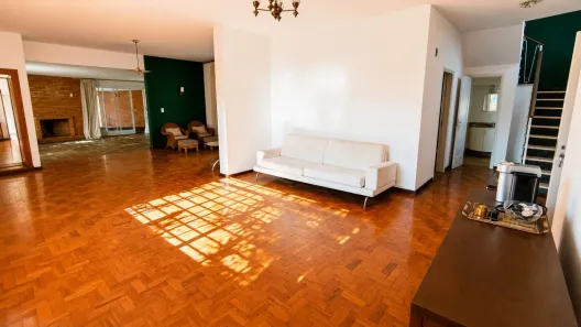 Casa com 5 Quartos para alugar, 420m² no São Dimas, Piracicaba