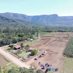 Lote/Terreno à venda, 300m² no Centro, Mampituba