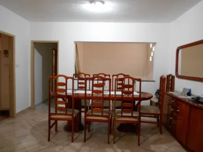 Casa com 3 Quartos à venda, 233m² no Parque Brasil, Jacareí