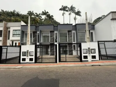 Casa com 2 Quartos à venda, 72m² no Nova Brasília, Brusque