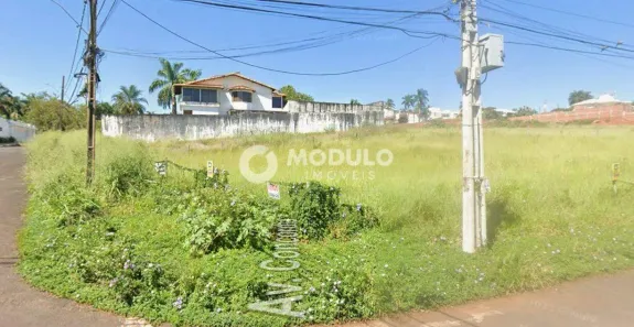 Lote/Terreno à venda, 680m² no Morada da Colina, Uberlândia