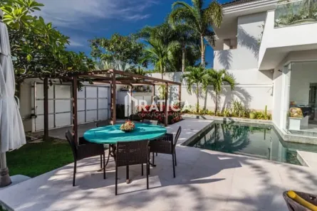 Casa de Condomínio com 5 Quartos à venda, 600m² no Recreio dos Bandeirantes, Rio de Janeiro