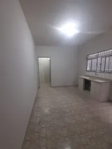 Casa com 1 Quarto para alugar, 30m² no Jardim Tietê, São Paulo