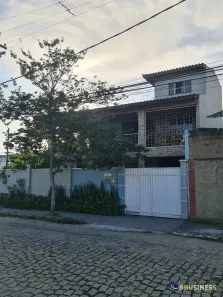 Casa com 6 Quartos à venda, 310m² no Parque Leopoldina, Campos dos Goytacazes