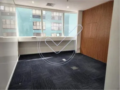 Sala Comercial à venda, 120m² no Vila Olímpia, São Paulo