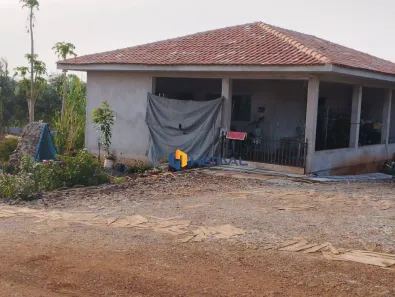 Fazenda/Sítio com 3 Quartos à venda, 1200m² no Parque Industrial 200, Maringá