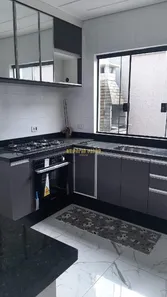 Sobrado com 2 Quartos à venda, 68m² no Vila Figueira, Suzano