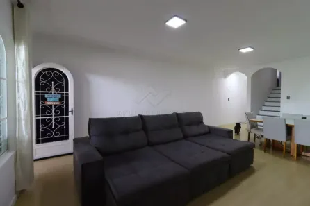 Sobrado com 3 Quartos à venda, 330m² no Jardim Teles de Menezes, Santo André