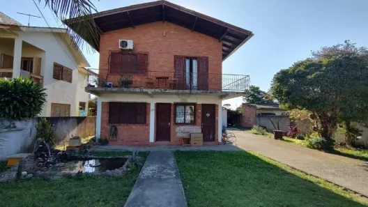 Casa com 6 Quartos à venda, 202m² no Urussanguinha, Araranguá