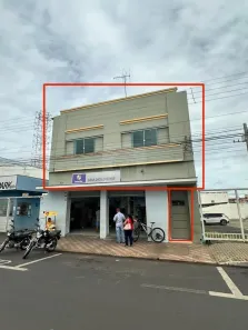 Apartamento com 3 Quartos para alugar, 100m² no Centro, Araguari