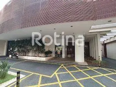 Ponto Comercial para alugar, 138m² no Centro, Uberlândia