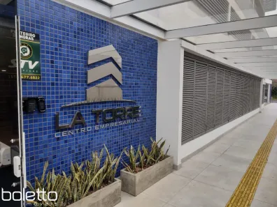 Sala Comercial com 3 Quartos para alugar, 35m² no Nossa Senhora das Graças, Canoas