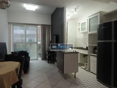Apartamento com 2 Quartos para alugar, 83m² no Gonzaga, Santos