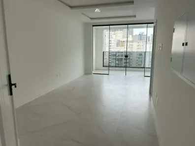 Apartamento com 3 Quartos à venda, 106m² no Meia Praia, Itapema