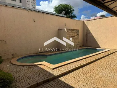 Casa com 3 Quartos para alugar, 230m² no Osvaldo Rezende, Uberlândia