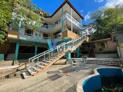 Casa com 8 Quartos à venda, 200m² no Cascata dos Amores, Teresópolis