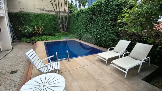 Sobrado com 5 Quartos à venda, 350m² no Cerqueira César, São Paulo