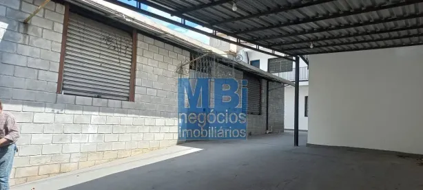 Galpão/Depósito/Armazém para alugar, 300m² no Cupecê, São Paulo