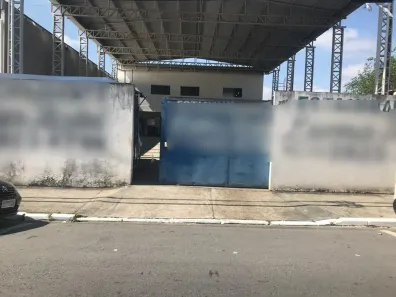 Galpão/Depósito/Armazém à venda, 700m² no Centro, São José dos Campos