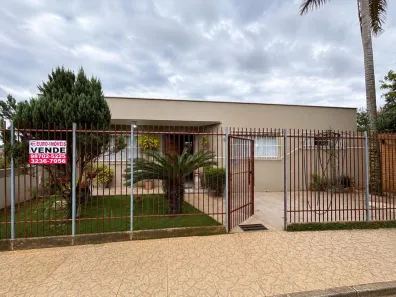 Casa com 3 Quartos à venda, 193m² no Novo Horizonte, Juiz de Fora