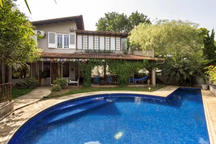 Casa com 4 Quartos à venda, 430m² no Vila Madalena, São Paulo