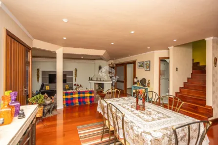 Casa com 4 Quartos à venda, 256m² no Estância Velha, Canoas