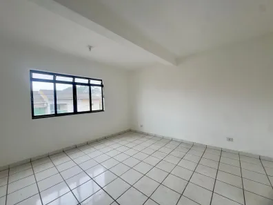 Casa com 2 Quartos para alugar, 140m² no Jardim Palmira, Guarulhos