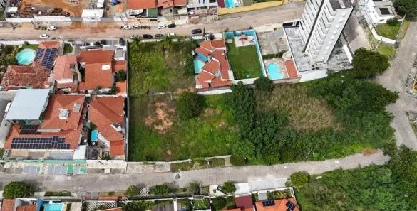 Lote/Terreno à venda, 2250m² no Candelária, Natal