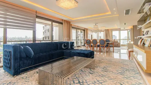 Apartamento com 3 Quartos à venda, 236m² no Jardim Europa, Porto Alegre