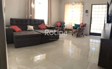 Casa com 4 Quartos à venda, 160m² no Brasil, Uberlândia