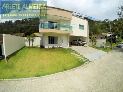 Casa com 3 Quartos à venda, 400m² no Centro, Porto Belo