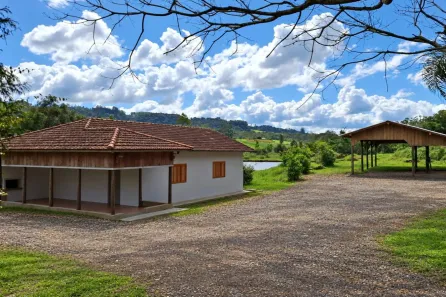 Fazenda/Sítio com 3 Quartos à venda, 25000m² no , Laurentino