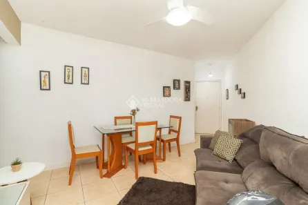 Apartamento com 3 Quartos para alugar, 80m² no Nonoai, Porto Alegre