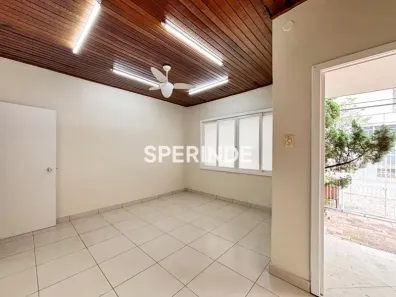 Casa com 3 Quartos para alugar, 154m² no Navegantes, Porto Alegre