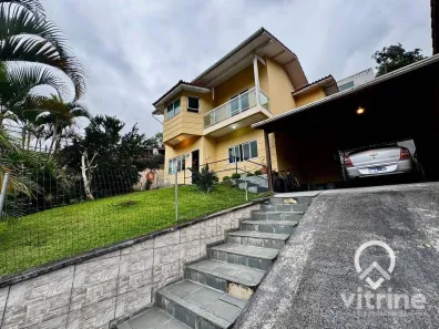 Casa com 4 Quartos à venda, 197m² no Cônego, Nova Friburgo