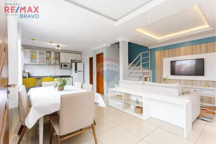 Sobrado com 3 Quartos à venda, 149m² no Uberaba, Curitiba