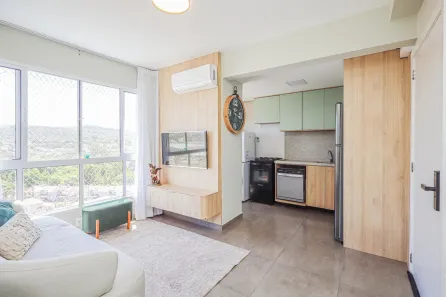 Apartamento com 3 Quartos à venda, 55m² no Cavalhada, Porto Alegre